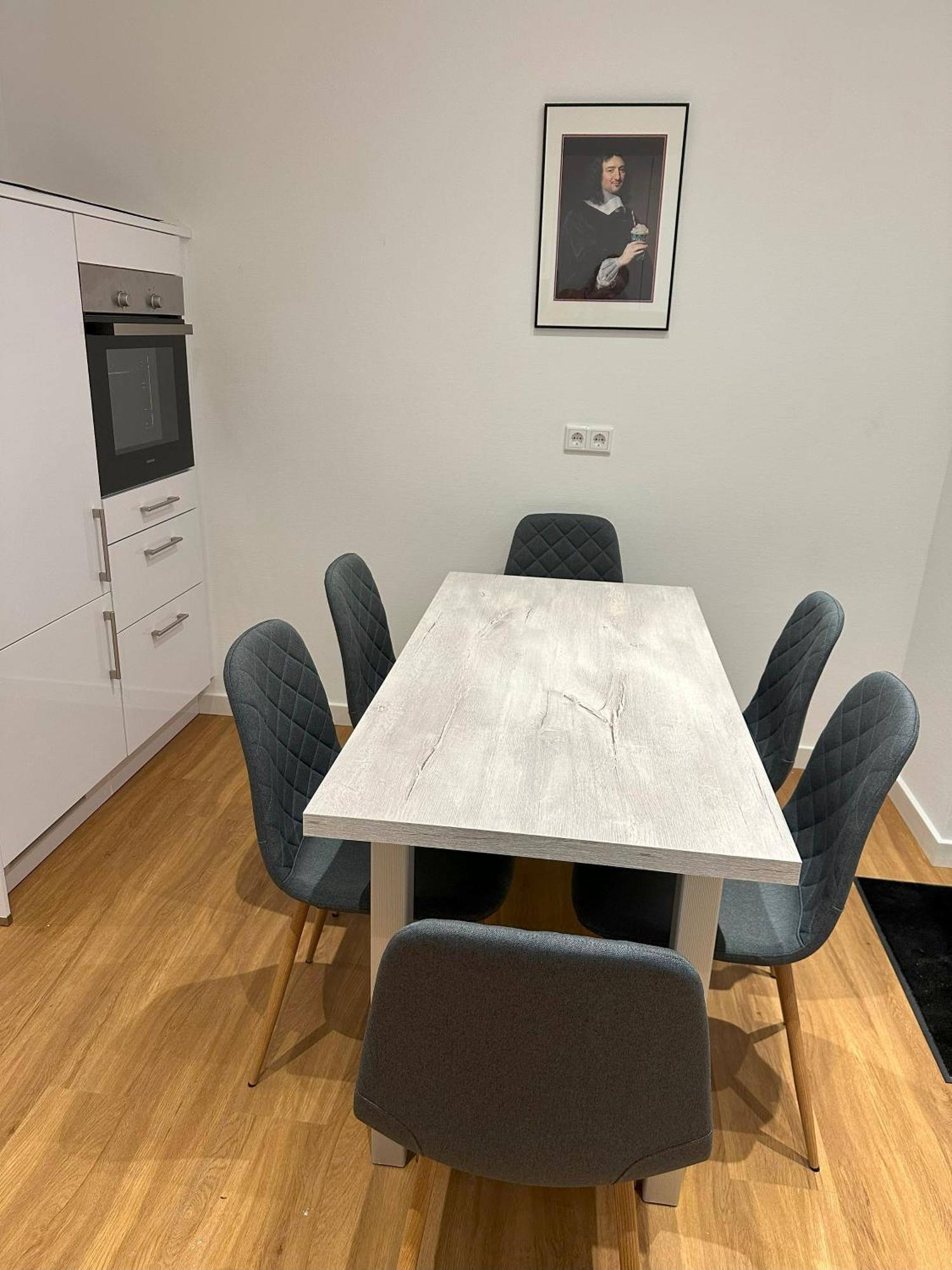 Apartment In Bad Wilhelmshoehe Mit Grossem Balkon Im Gruenen Und Kostenfreien Parkplaetzen Kassel Eksteriør billede