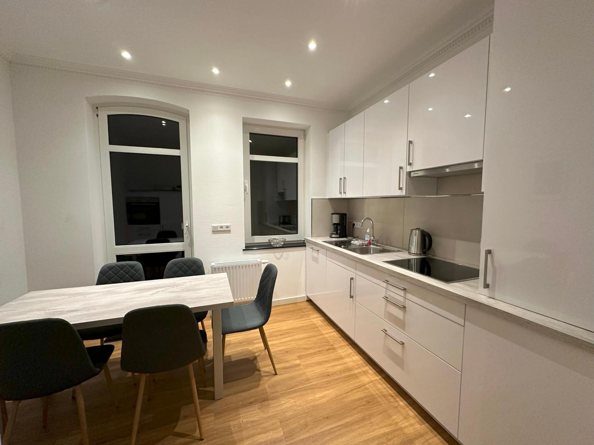 Apartment In Bad Wilhelmshoehe Mit Grossem Balkon Im Gruenen Und Kostenfreien Parkplaetzen Kassel Eksteriør billede